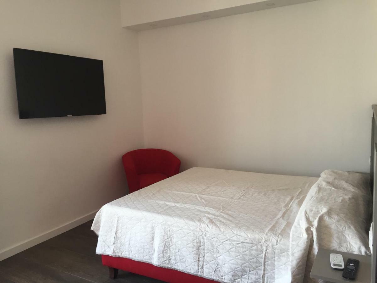 דירות נאפולי Residenza Garibaldi מראה חיצוני תמונה