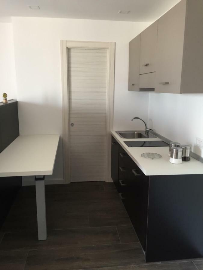 דירות נאפולי Residenza Garibaldi מראה חיצוני תמונה