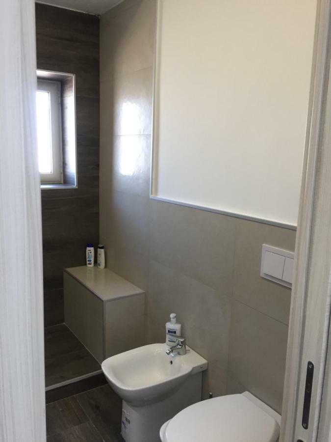 דירות נאפולי Residenza Garibaldi מראה חיצוני תמונה