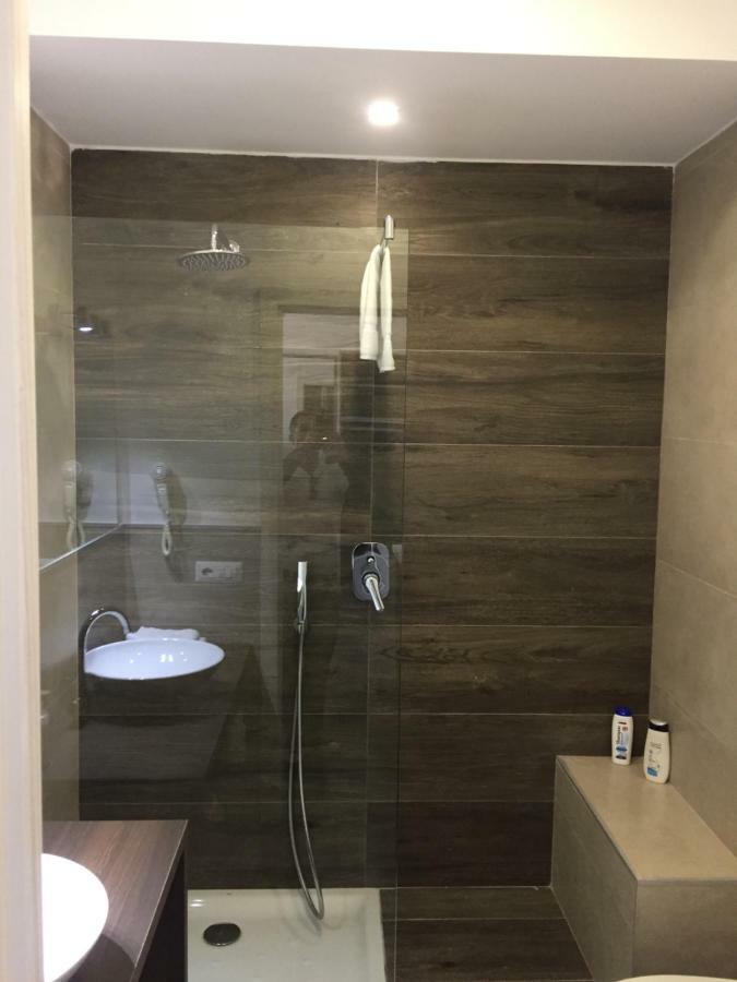 דירות נאפולי Residenza Garibaldi מראה חיצוני תמונה